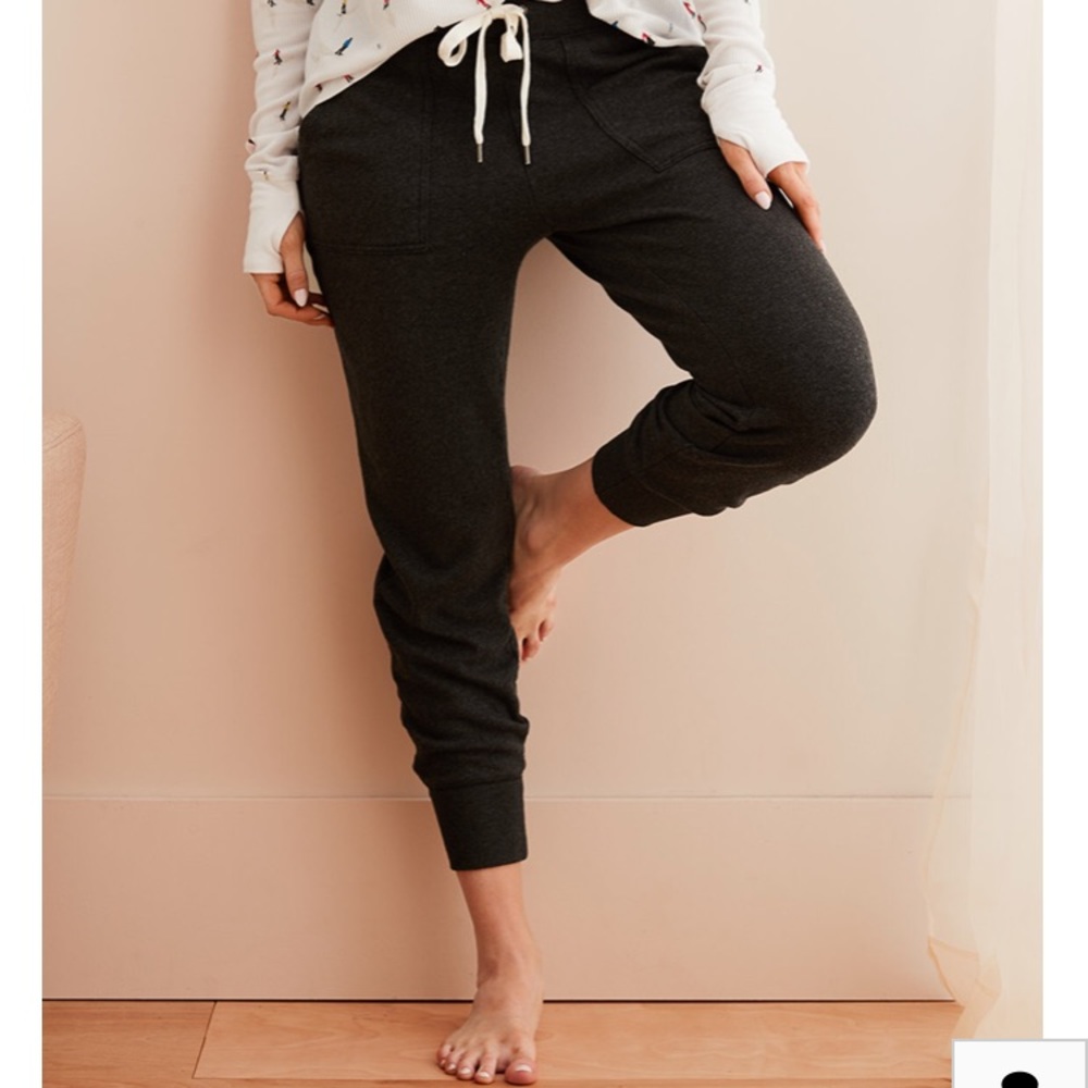 aerie grey joggers